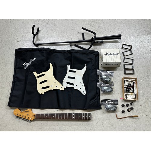 1498 - Selection of guitar accessories and spares to include a Seymour Duncan pickup, two S Type pickguards... 