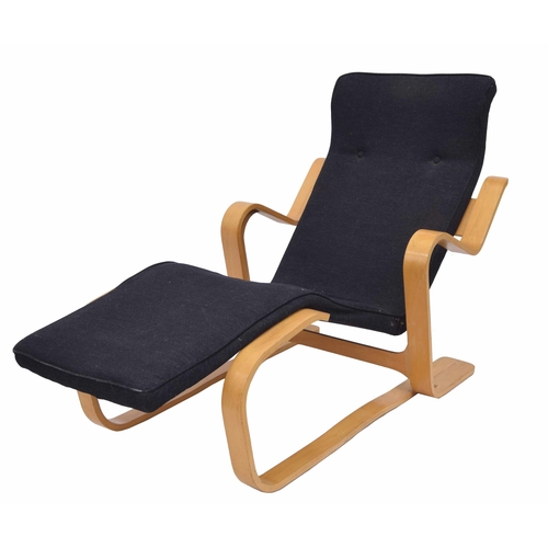 684 - Marcel Breuer - a circa 1970s bent laminated birch and black fabric button  upholstered long chair/c... 