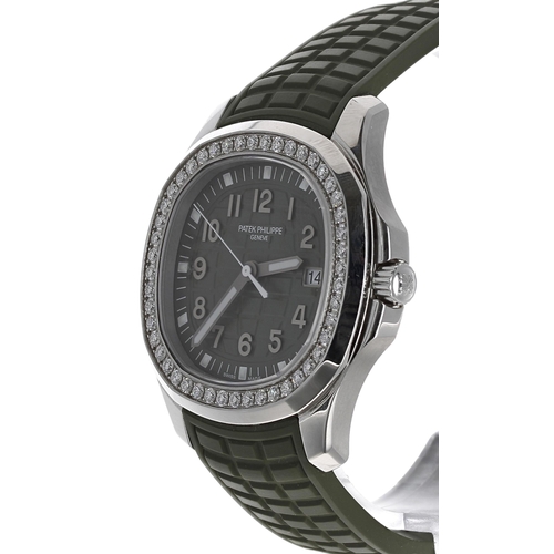 57 - Patek Philippe Aquanaut Luce stainless steel gentleman's wristwatch, reference no. 5267/200A-011, Kh... 