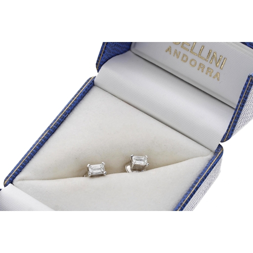 352 - Pair of 18ct white gold diamond stud earrings, criss-cut, 0.83ct approx in total, clarity I1, colour... 