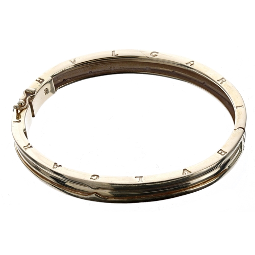 437 - 18ct yellow gold bangle, 22.3gm (Ref. 16)