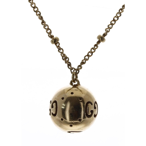 457 - Gucci 18ct yellow gold beaded curb necklace with ball pendant, 5.54gm, the pendant 10mm diameter (Re... 