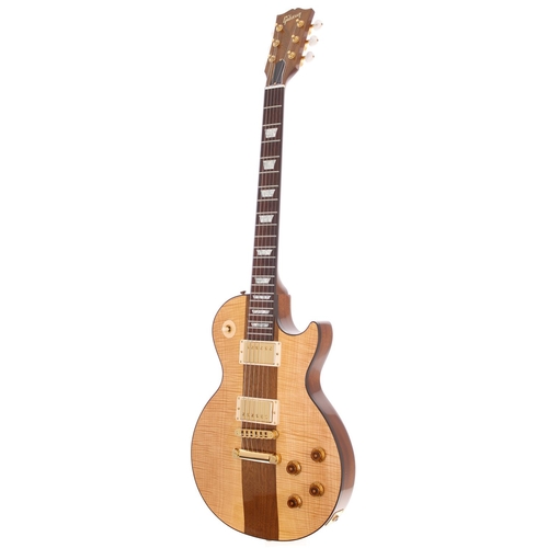 103 - 2007 Gibson Custom Les Paul Spotlight electric guitar, made in USA; Body: figured natural maple with... 