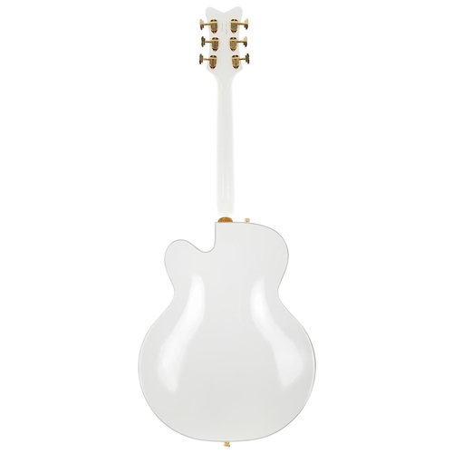 224 - 2004 Gretsch White Falcon G6136T electric guitar, made in Japan; Body: white finish; Neck: good; Fre... 