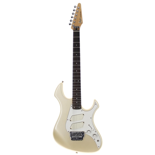 30 - 1985 Fender Performer electric guitar, made in Japan; Body: Arctic white metallic, a few small dings... 