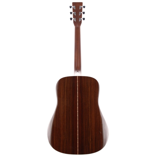 200 - 2006 C.F. Martin D-28 acoustic guitar, made in USA; Back and sides: Indian rosewood; Top: natural sp... 