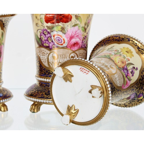 1264 - Fine Spode porcelain garniture of vases, circa 1820, pattern '2575', the gilt rims having white pear... 