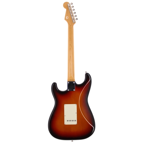 55 - 1996 Fender '62 Stratocaster electric guitar, made in Japan; Body: three-tone sunburst, a few minor ... 