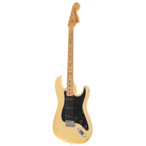 61 - 1979 Fender Stratocaster electric guitar, made in USA; Body: see-through blonde finish, some discolo... 