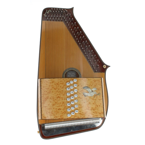 1561 - Fine twenty-one chord autoharp made by David Oddy and labelled David Oddy Luthier, Exeter no. 141, 1... 