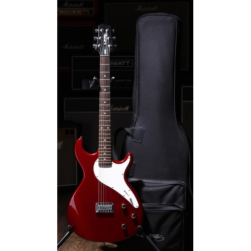 719 - 2003 Line 6 Variax electric guitar, made in Korea; Body: candy apple red finish, a few light marks; ... 