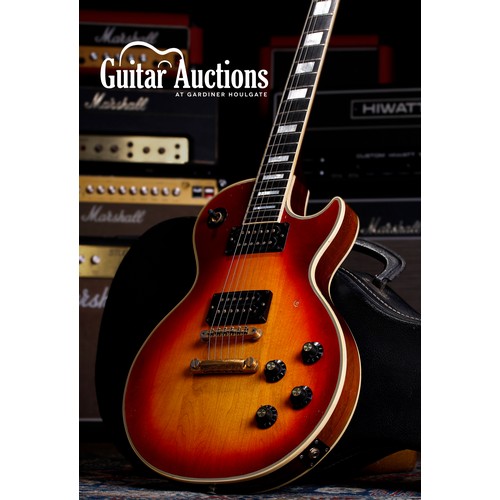 151 - 1973 Gibson Les Paul Custom electric guitar, made in USA; Body: cherry sunburst finish, buckle rash ... 