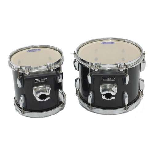 1581 - Pair of Pearl Export Series toms