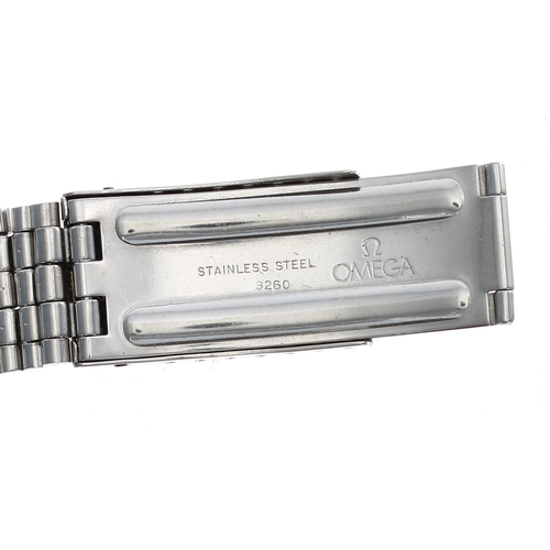 485 - Omega stainless steel wristwatch bracelet, reference no. 8260 (no end links, requires clasp pin)... 