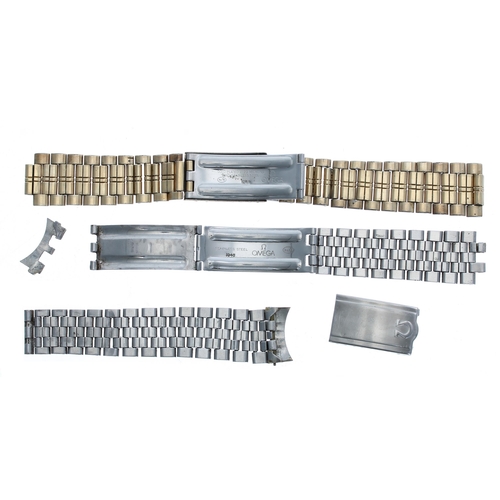 487 - Omega stainless steel wristwatch bracelet, reference no. 1040 (at fault); together with an Omega gol... 