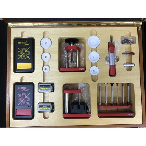 1047 - Horotec fitted wooden carry case containing a selection of Horotec watchmakers tools including Horot... 