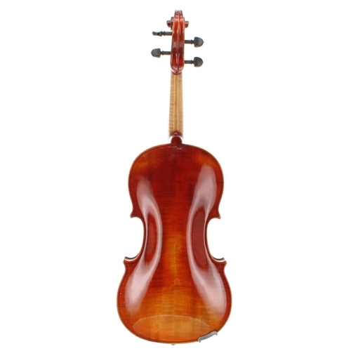 2423 - Contemporary viola by and labelled Roderich Paesold, Bubenreuth Anno 1983, mod. no. 704 ..., 16