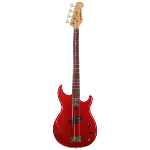 264 - Yamaha BB300 bass guitar, made in Japan; Body: candy apple red finish, many dings and scratches, lar... 