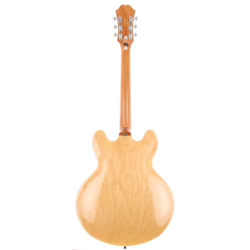 195 - 2017 Epiphone Casino hollow body electric guitar, made in China; Body: natural finish; Neck: mahogan... 