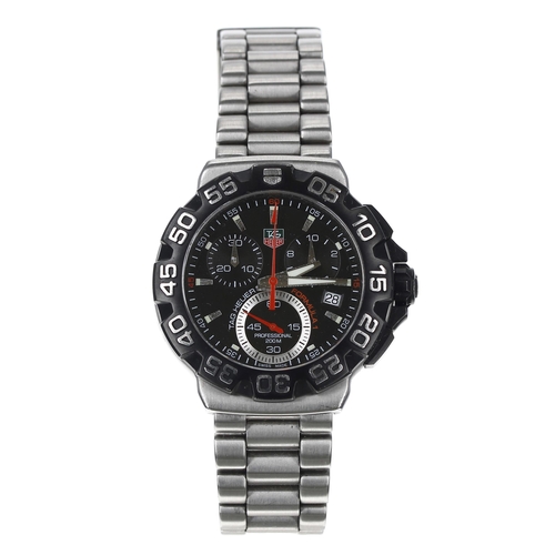 106 - Tag Heuer Formula 1 Professional 200m Chronograph stainless steel gentleman's wristwatch, reference ... 