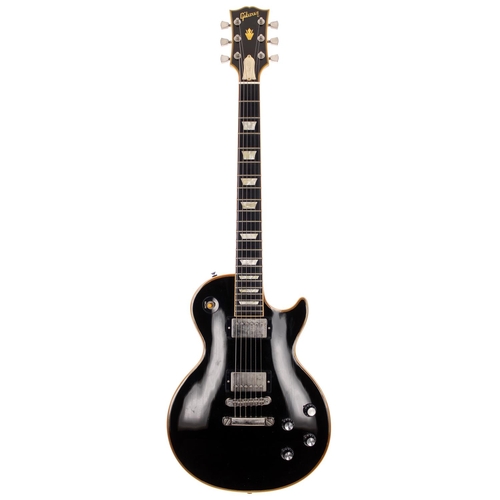 133 - 2006 Gibson Les Paul Classic Custom electric guitar, made in USA; Body: black finish, light checking... 