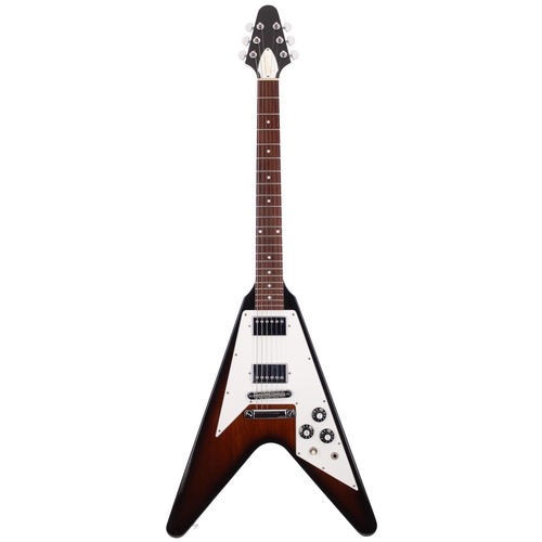 141 - 2015 Gibson Flying V electric guitar, made in USA; Body: tobacco sunburst finish, finish ding to the... 