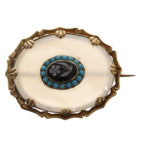 346 - Victorian oval gold mounted agate brooch, mounted to the centre with a carved cameo depicting a flow... 