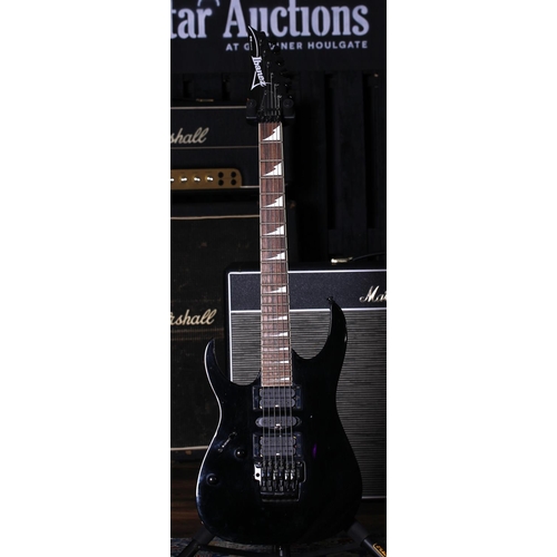 644 - 2004 Ibanez RG370DXL left-handed electric guitar, made in Korea; Body: black finish, minor scuffs an... 
