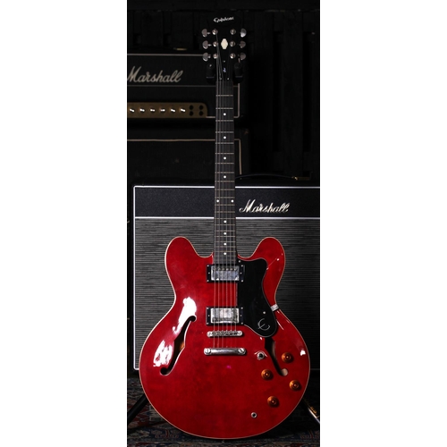 738 - 2009 Epiphone Dot semi-hollow body electric guitar, made in China; Body: cherry finish; Neck: good; ... 