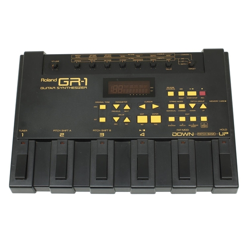 1067 - Roland GR-1 guitar synthesizer, with owners manual and patch set notes*Please note: Gardiner Houlgat... 