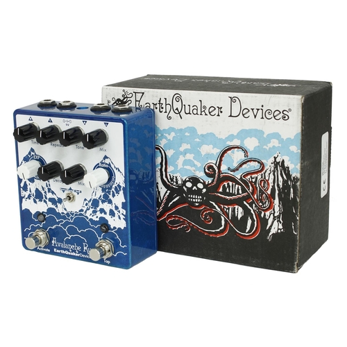 1129 - Earthquaker Devices Avalanche Run stereo delay and reverb guitar pedal, boxed*Please note: Gardiner ... 