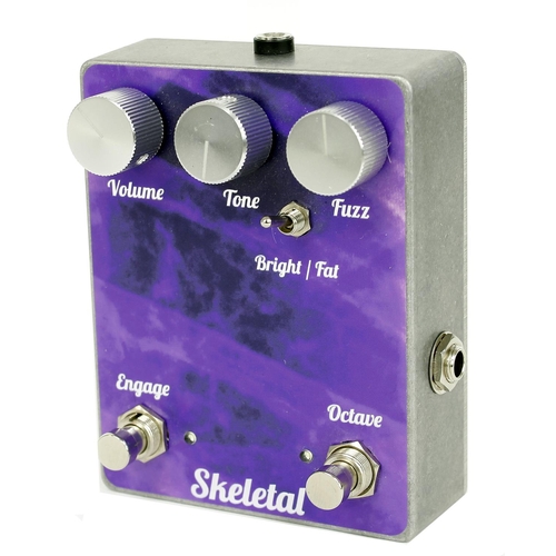 1134 - SE6 Skeletal Fuzz guitar pedal*Please note: Gardiner Houlgate do not guarantee the full working orde... 