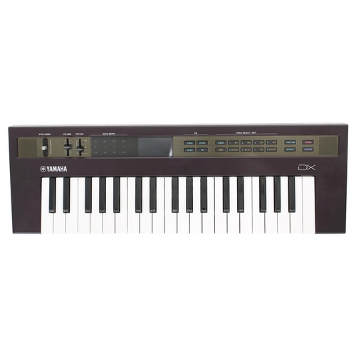 3075 - Yamaha Reface DX keyboard*Please note: Gardiner Houlgate do not guarantee the full working order of ... 