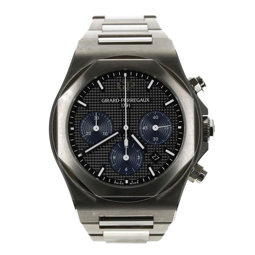 89 - Girard Perregaux Laureato Chronograph automatic stainless steel gentleman's wristwatch, reference no... 