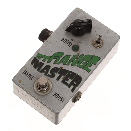 1182 - Throbak Effects Strange Master Boost guitar pedal*Please note: Gardiner Houlgate do not guarantee th... 