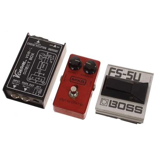 1077 - MXR Dyna Comp compressor guitar pedal; together with a Venom VDB Direct box and Boss FS-5U foot swit... 