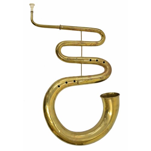 Interesting and very rare large serpent made of brass, with two brass keys and mouthpiece (fully restored)