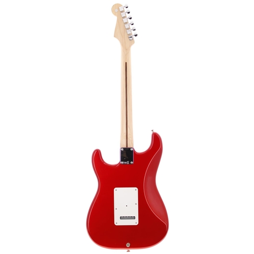 66 - 2005 Fender Standard Stratocaster electric guitar, made in Mexico; Body: candy apple red finish, fin... 