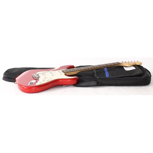 66 - 2005 Fender Standard Stratocaster electric guitar, made in Mexico; Body: candy apple red finish, fin... 