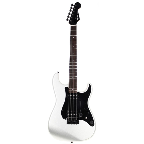 68 - 2020 Fender Boxer Stratocaster electric guitar, made in Japan; Body: Inca silver finish; Neck: maple... 