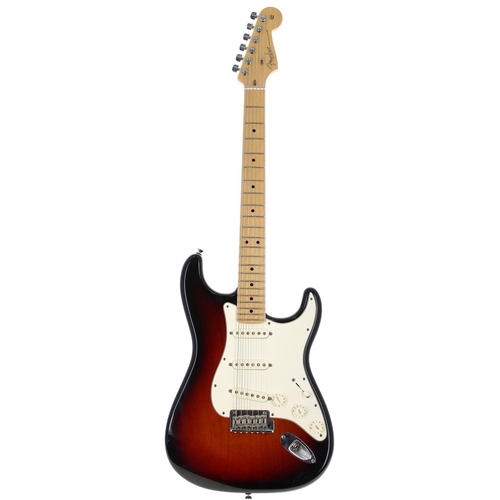 85 - 2012 Fender American Standard Stratocaster electric guitar, made in USA; Body: three-tone sunburst f... 