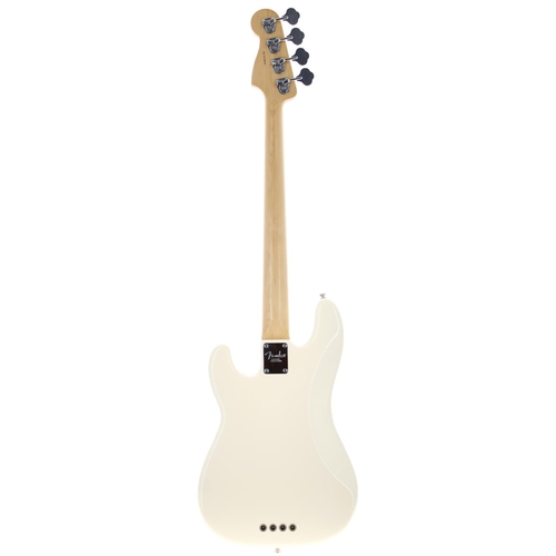 86 - 2015 Fender American Standard Precision Bass guitar, made in USA; Body: Olympic white finish, one bl... 