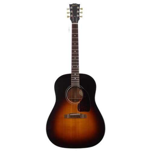 145 - 1991 Gibson J-45 acoustic guitar, made in USA; Body: sunburst finish top upon mahogany back and side... 