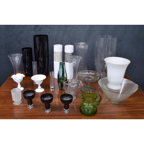 85 - Group of decorative glass vases and bowls, the tallest black glass vase 19.75