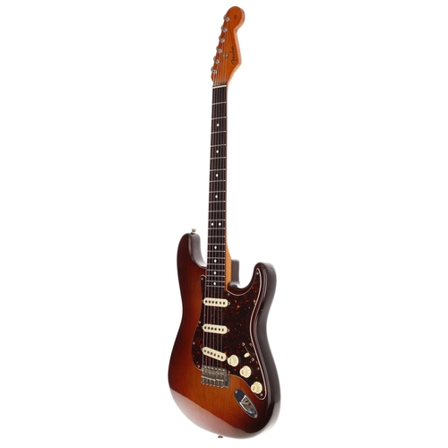7 - 1988 Fender American Vintage 62 Reissue Stratocaster electric guitar, made in USA; Body: refinished ... 