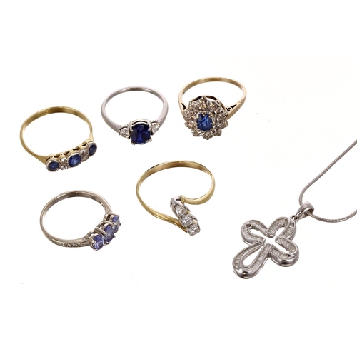 156 - Assorted diamond jewellery, to include an 18ct three stone diamond ring, sapphire and diamond three ... 