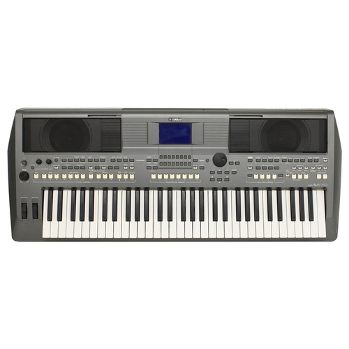 Yamaha PSR-S670 digital workstation keyboard, with ledge and manual*Please  note: Gardiner Houlgate d