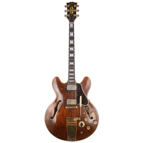 121 - 1974 Gibson ES-355 TD Stereo electric guitar, made in USA; Body: walnut finish, light buckle marks t... 