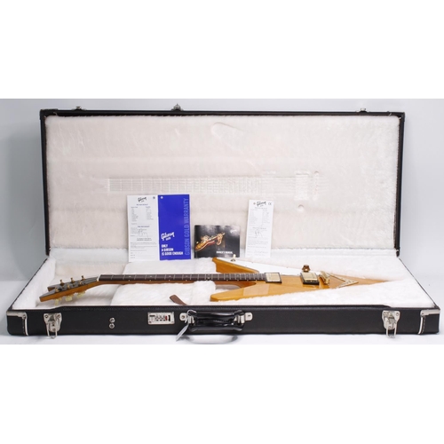 85 - 2008 Gibson Flying V Reverse Limited Edition electric guitar, made in USA; Body: trans amber; Neck: ... 