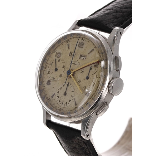 129 - Rare Breitling Datora Chronograph triple calendar stainless steel gentleman's wristwatch, reference ... 